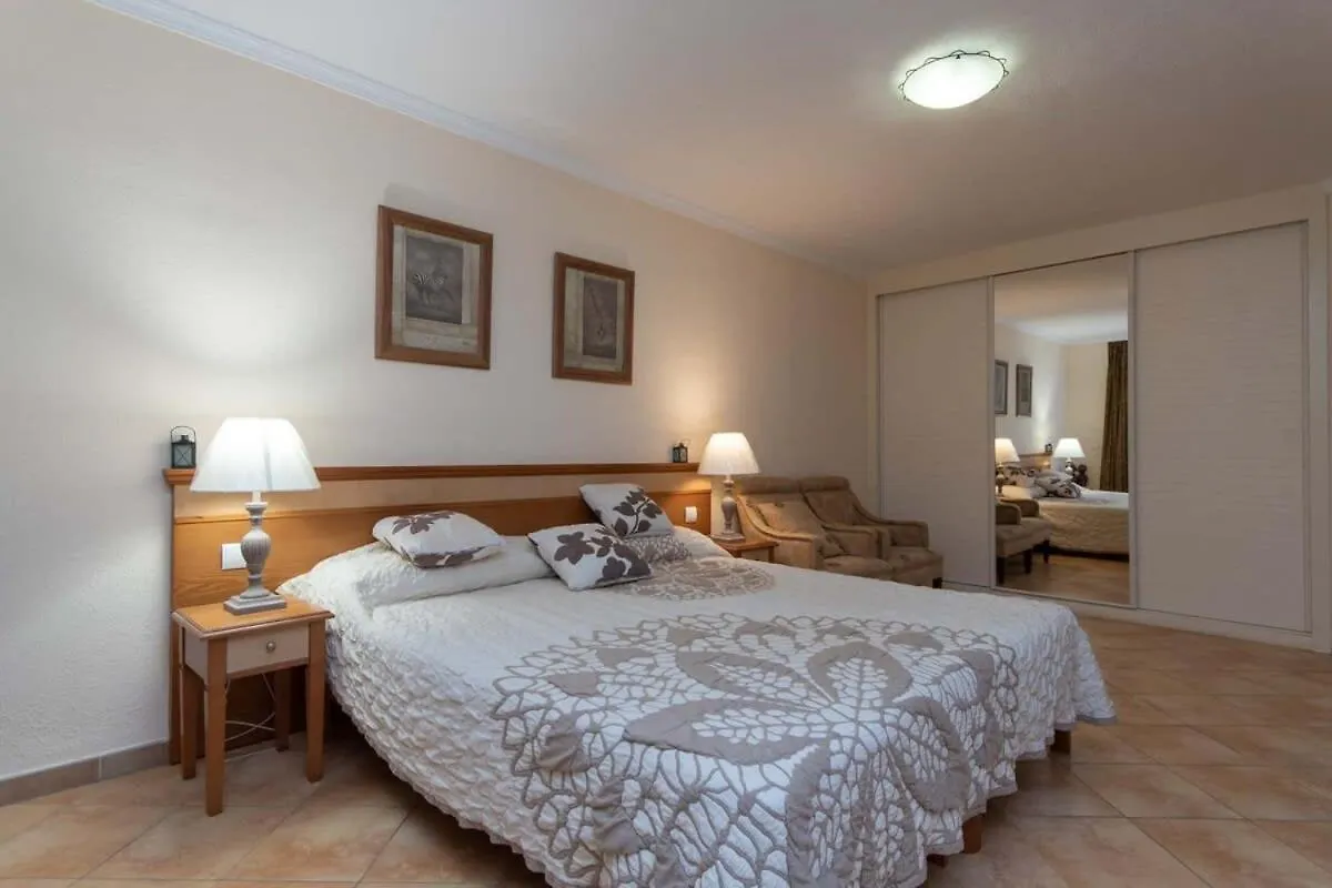 Villa Esmeralda Los Cristianos  0*, Los Cristianos (Tenerife)