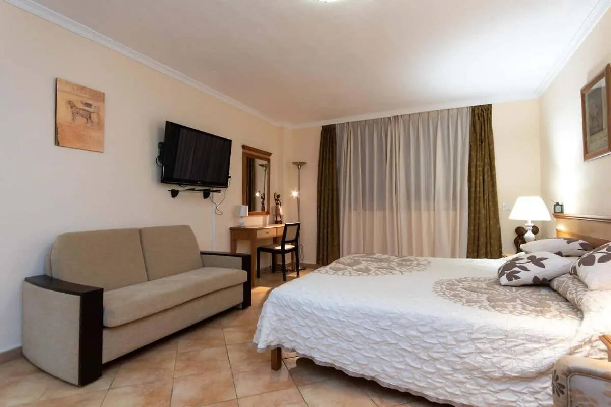 Villa Esmeralda Los Cristianos  Los Cristianos (Tenerife)
